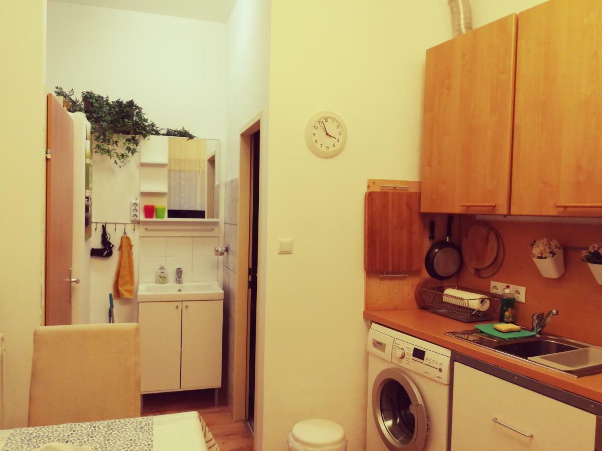 Jungle Apartment Vienna Self Check-In Eksteriør billede
